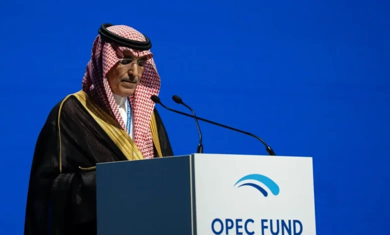 وزير-المالية-السعودي:-نحتاج-إلى-تحرك-إستراتيجي-لتنويع-مصادر-الطاقة