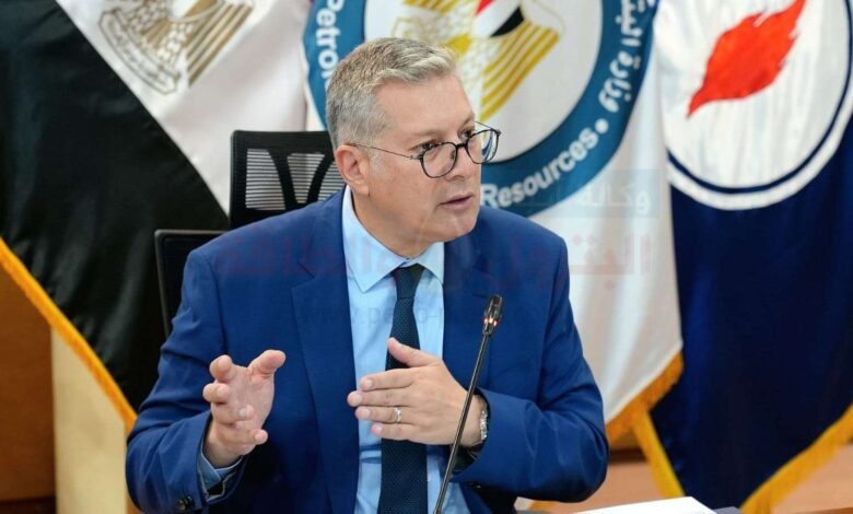 وزير-البترول-يصدر-حركة-تنقلات-بين-رؤساء-الشركات-ومديرا-العمليات.خالد-صالح-لبدر-الدين