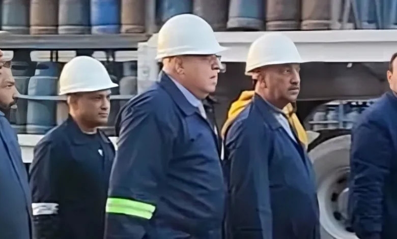 رئيس-بوتاجاسكو-يتفقد-مصنع-سوهاج-ويؤكد-دوره-الحيوي-في-دعم-محافظات-الصعيد